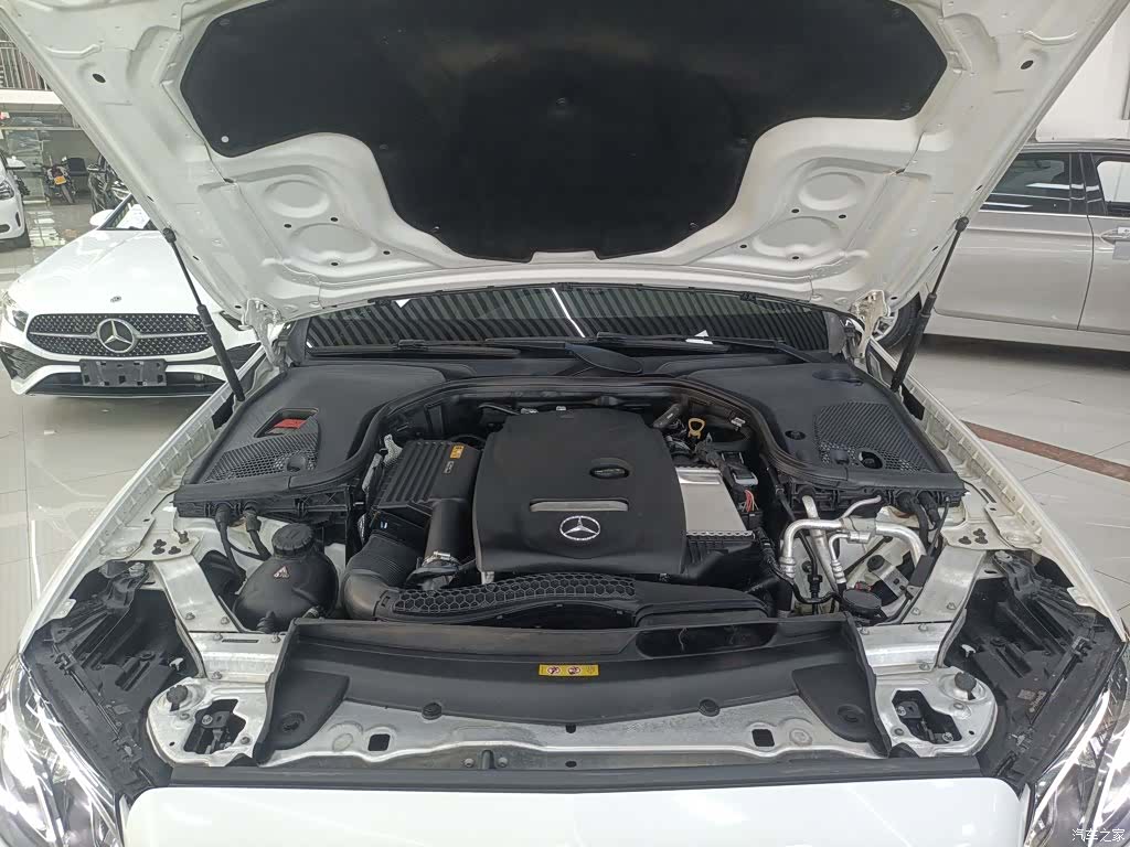 Mercedes-Benz E-Class, 2018 16