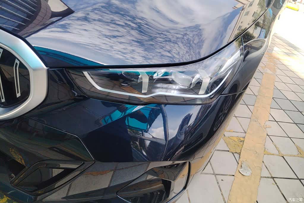 BMW 5 Series, 2025 все фото