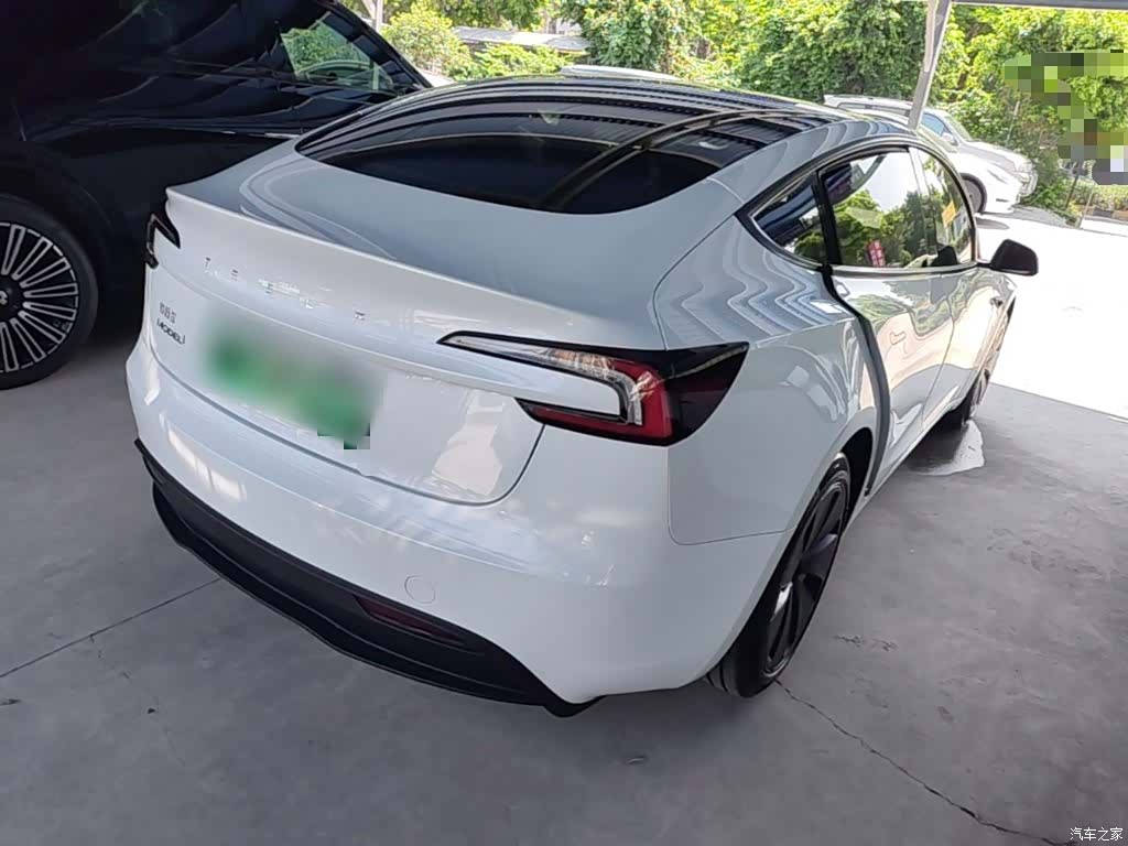 Tesla Model 3, 2024 все фото