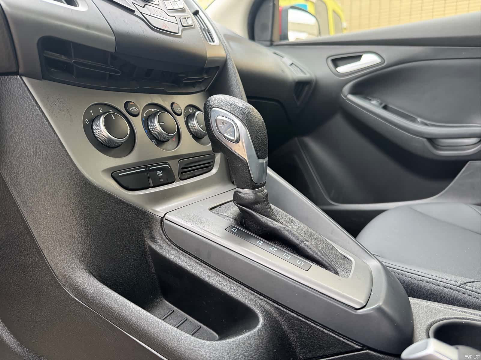 Ford Focus, 2014 6