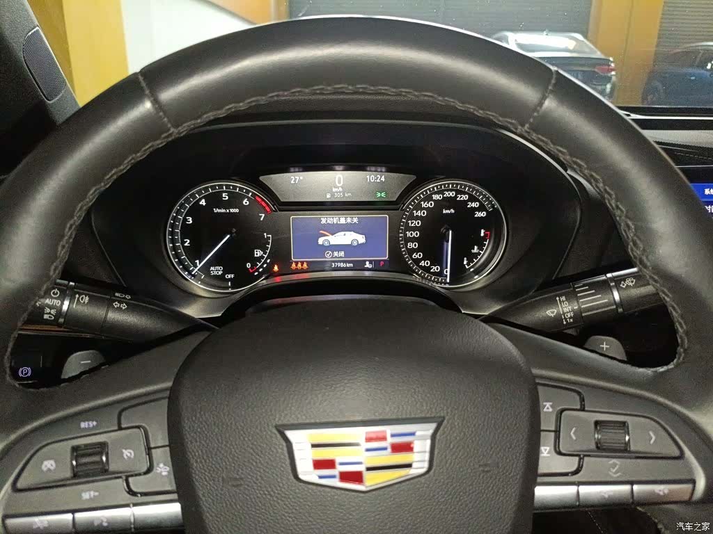 Cadillac CT4, 2023 12