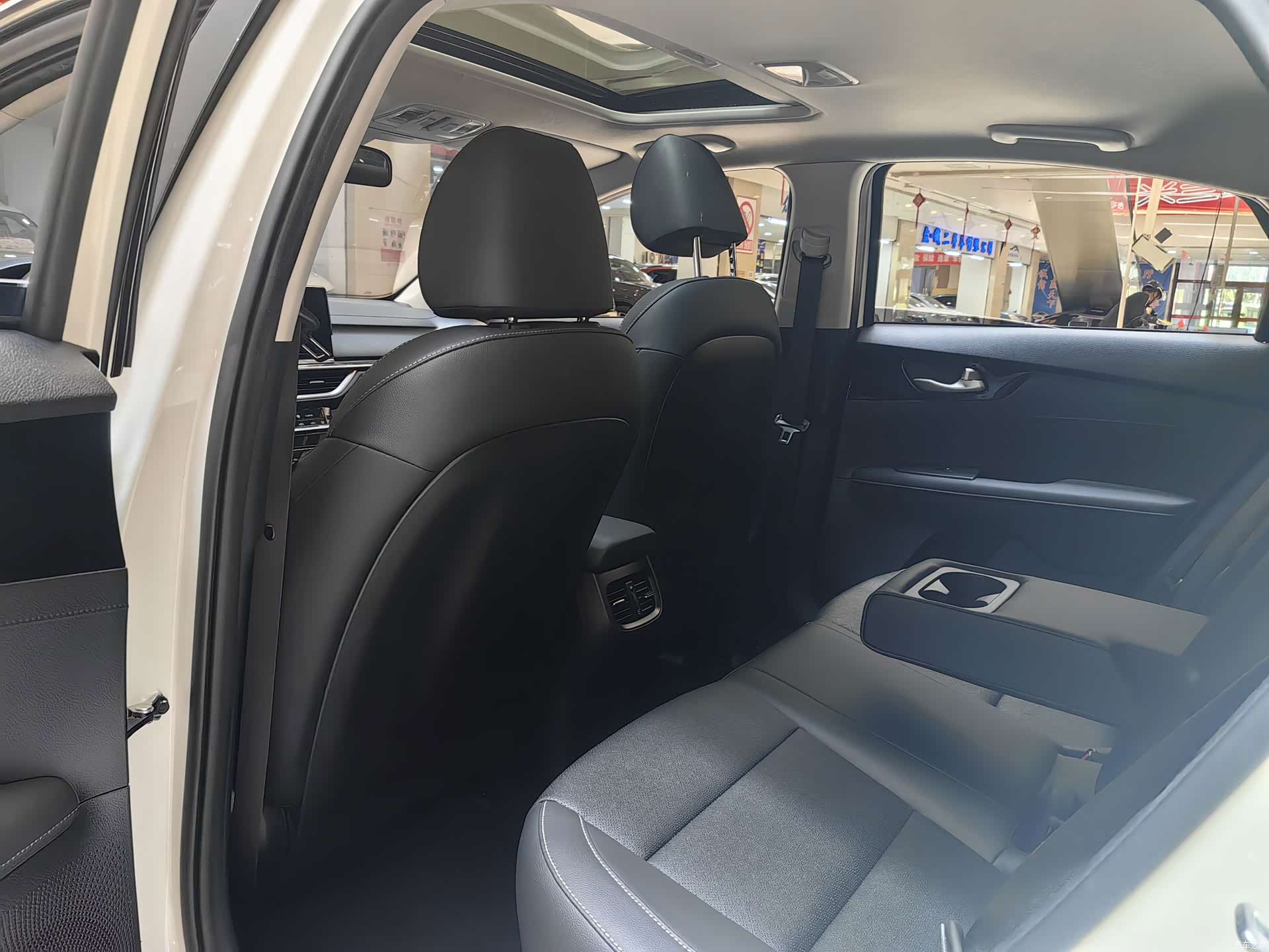 Kia K3, 2022 8