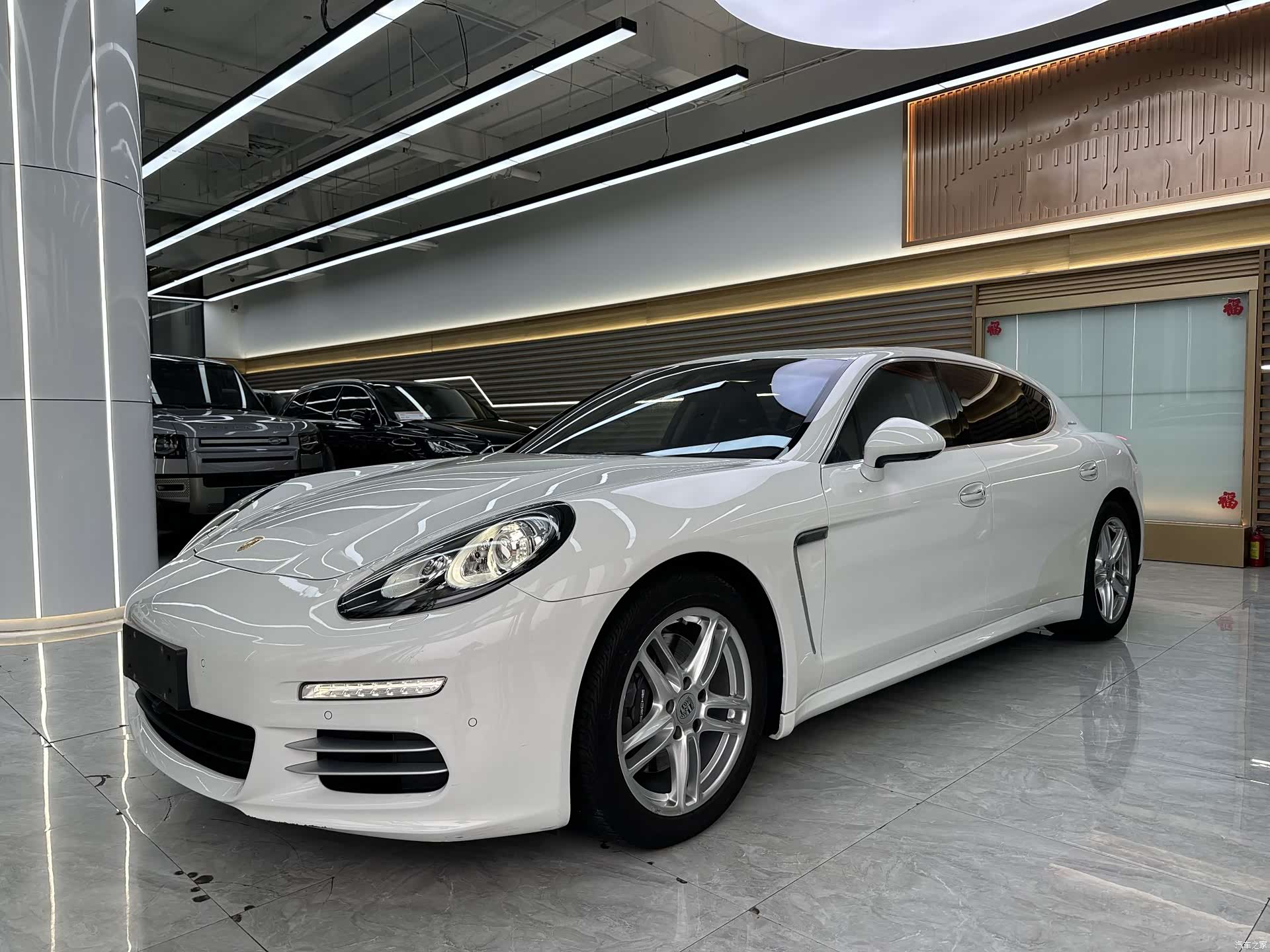 Porsche Panamera, 2015 1
