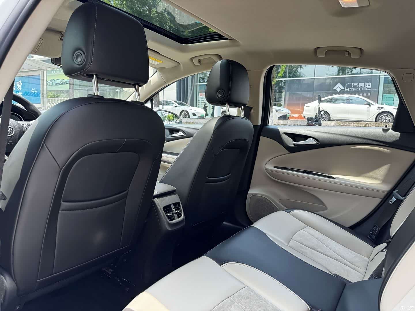 Buick Verano, 2017 8