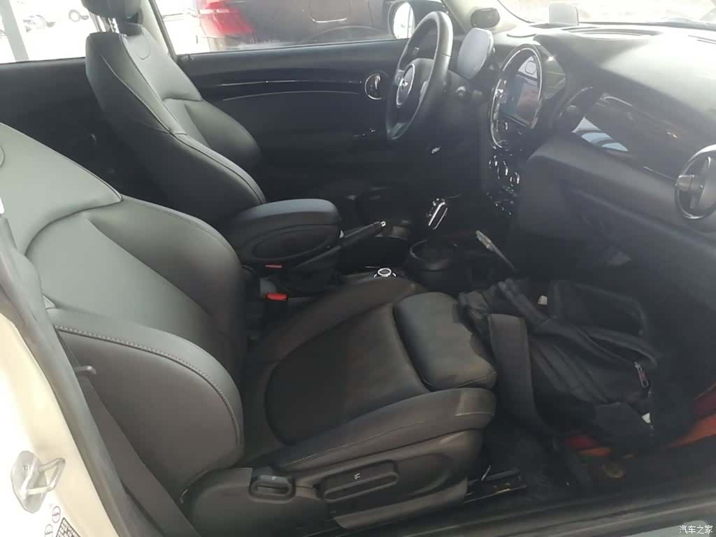 Mini Cooper, 2023 25