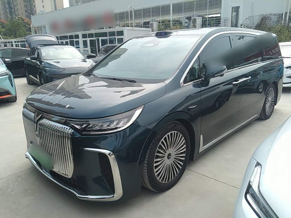 Voyah 2025 PHEV Flagship