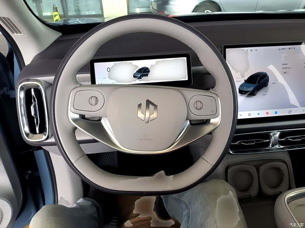 Leapmotor B10, 2025 11