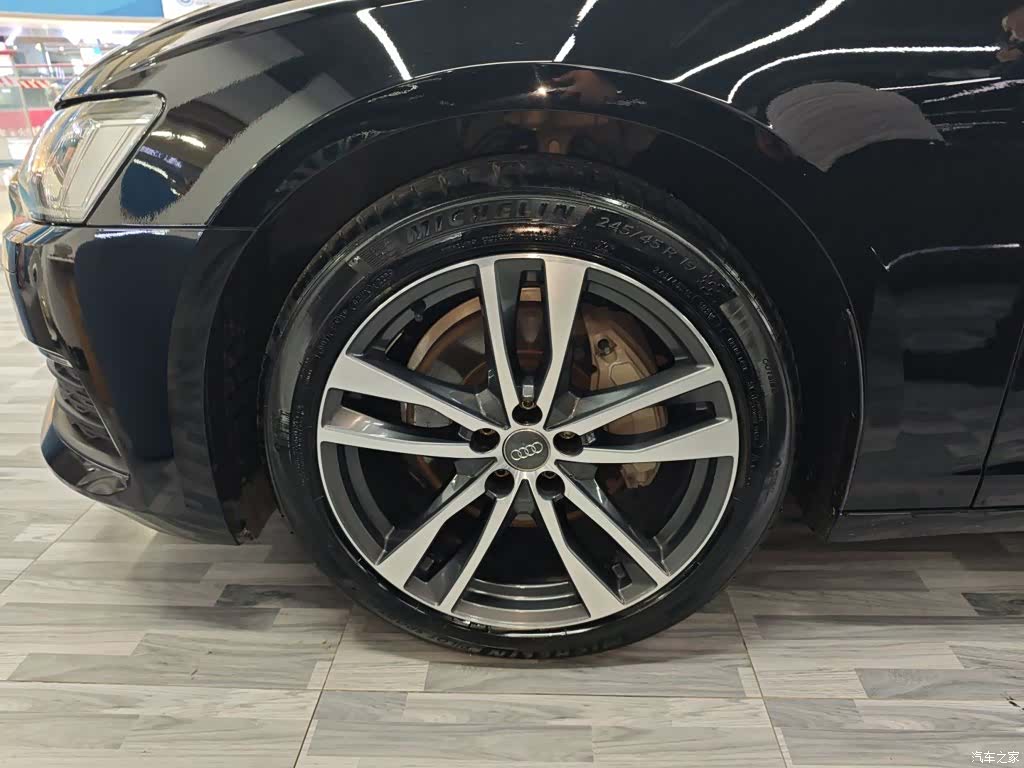 Audi A6L, 2020 25
