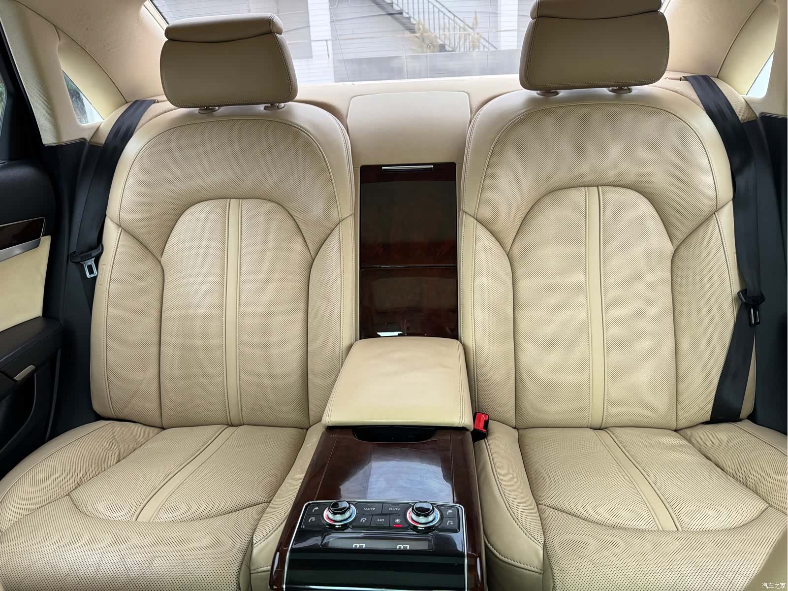 Audi A8L, 2013 19
