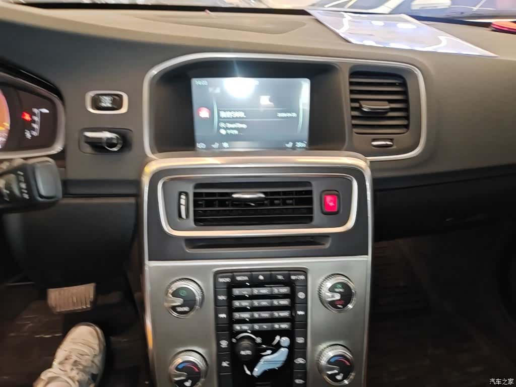Volvo S60, 2016 13