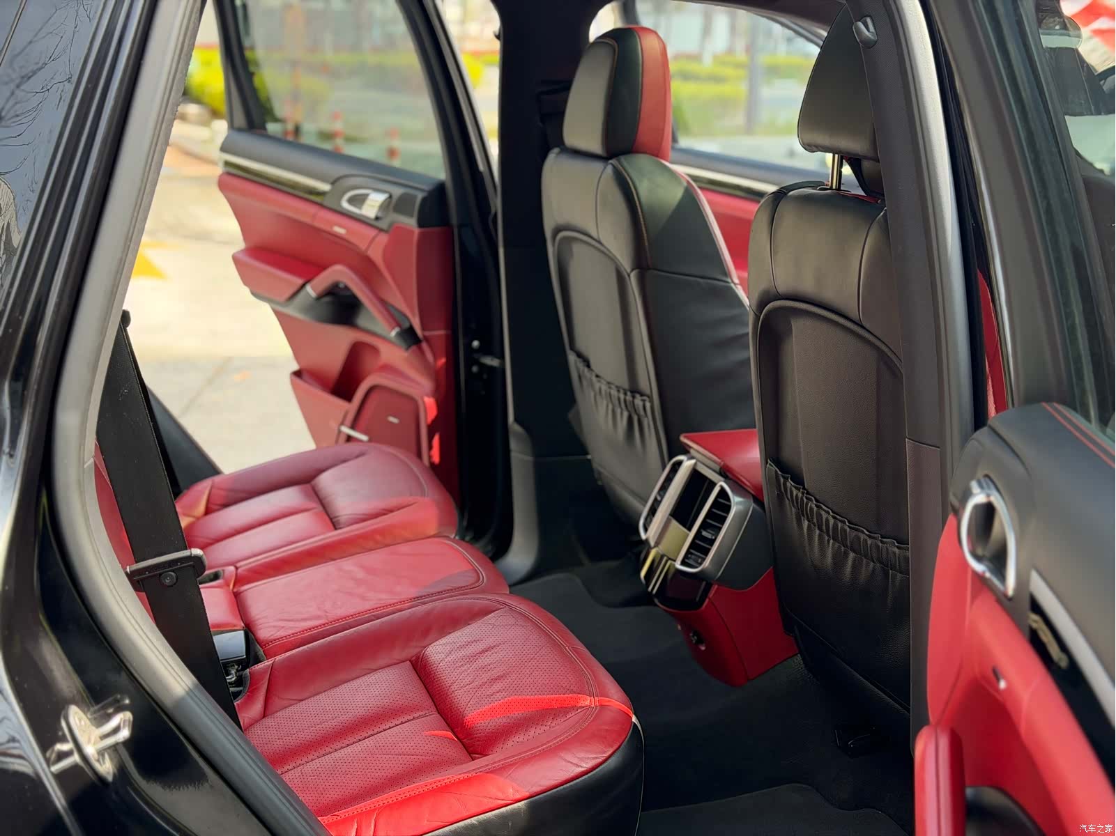 Porsche Cayenne, 2016 12