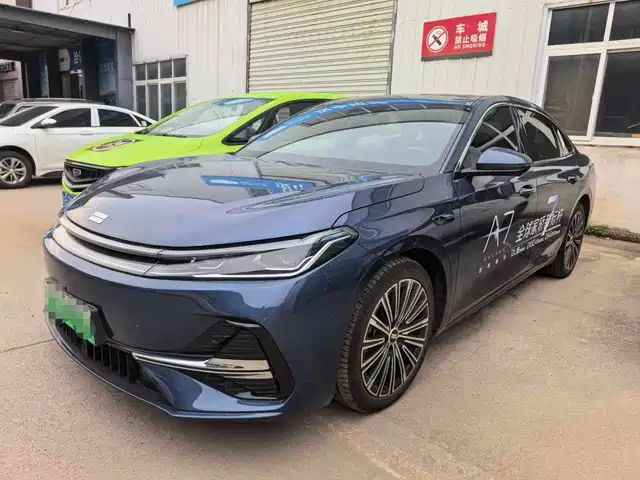Geely A7 EM 2025 — купить из Китая под заказ
