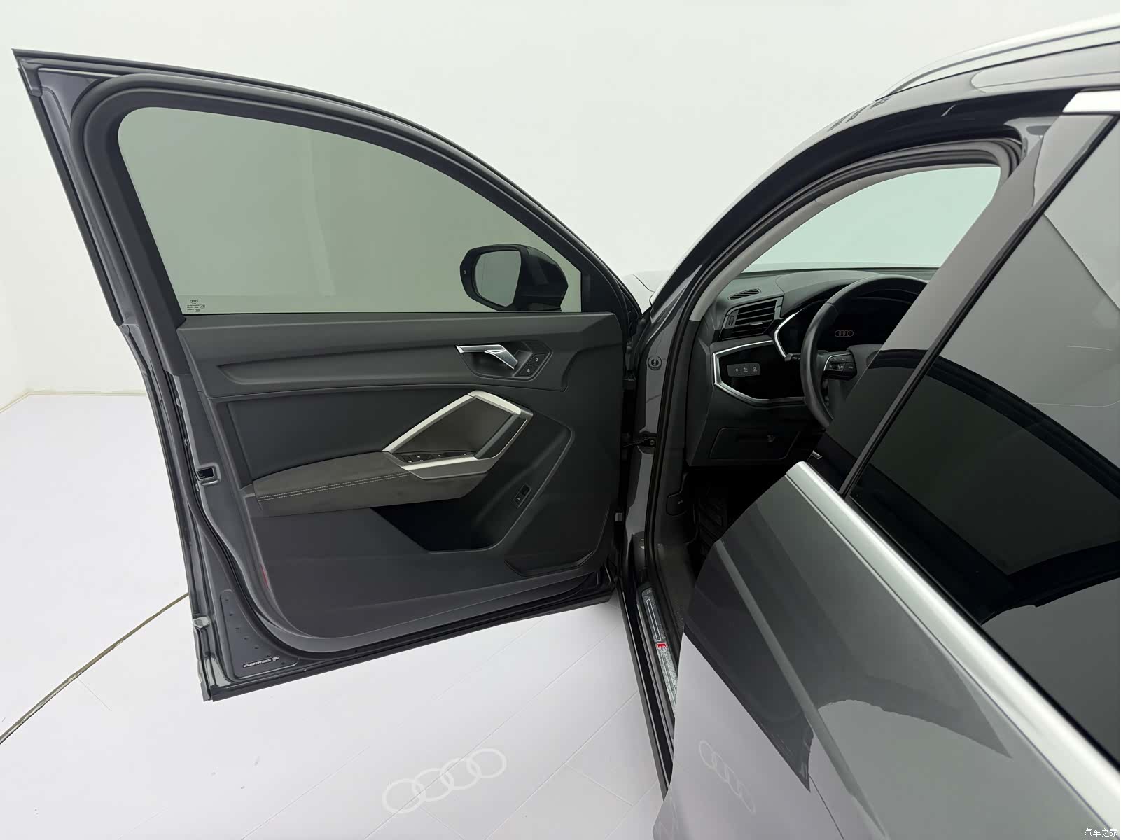 Audi Q3, 2023 22