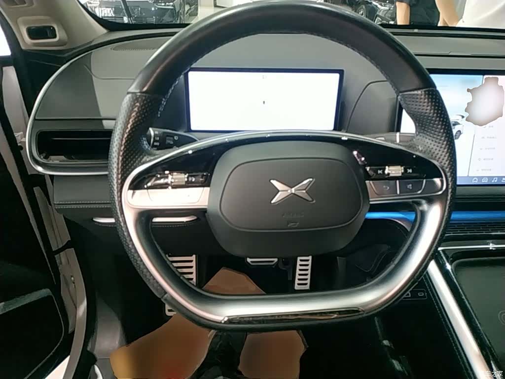 Xpeng G9, 2023 7