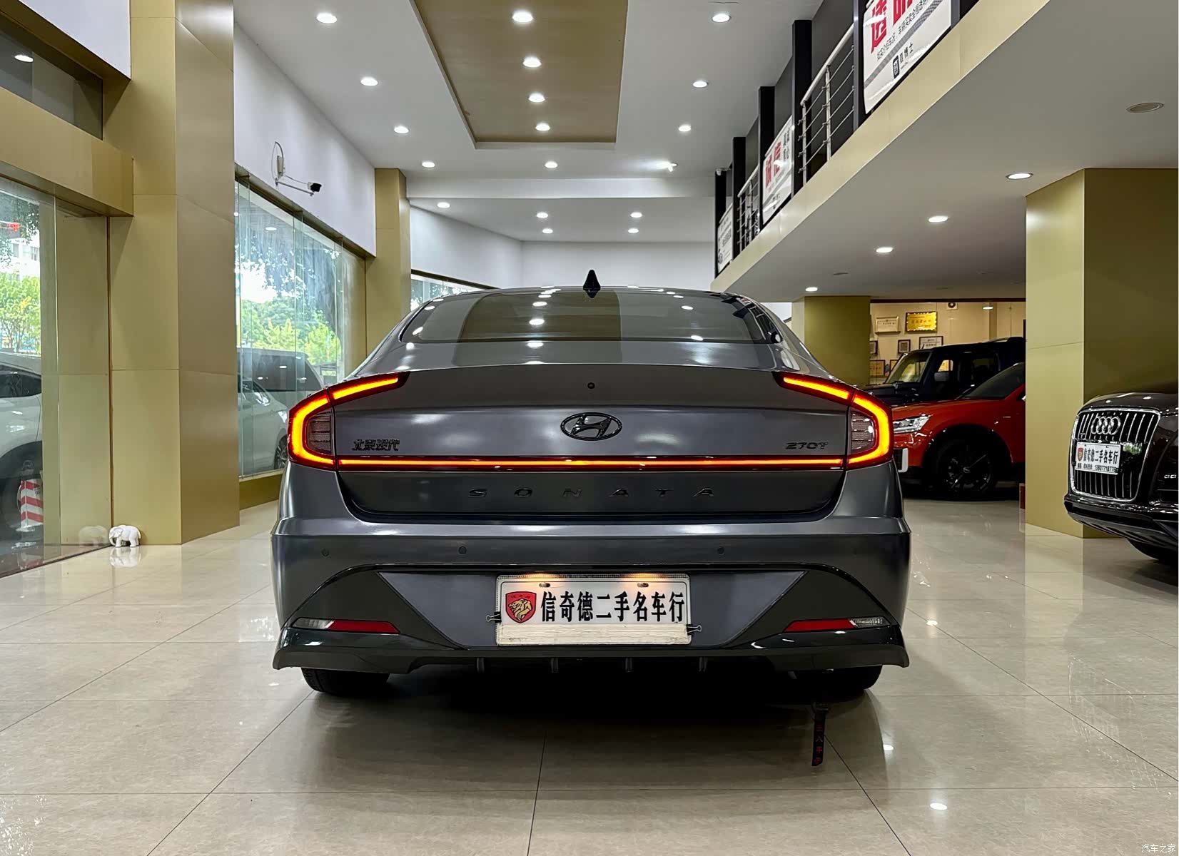 Hyundai Sonata, 2022 все фото