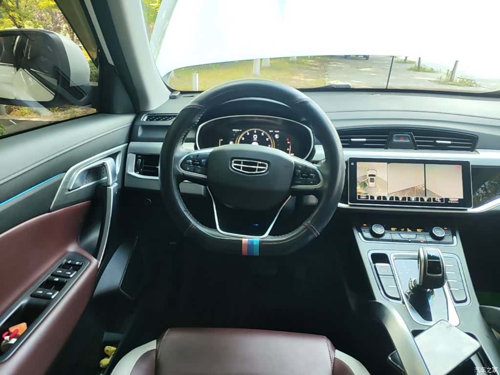 Geely Boyue, 2022 11
