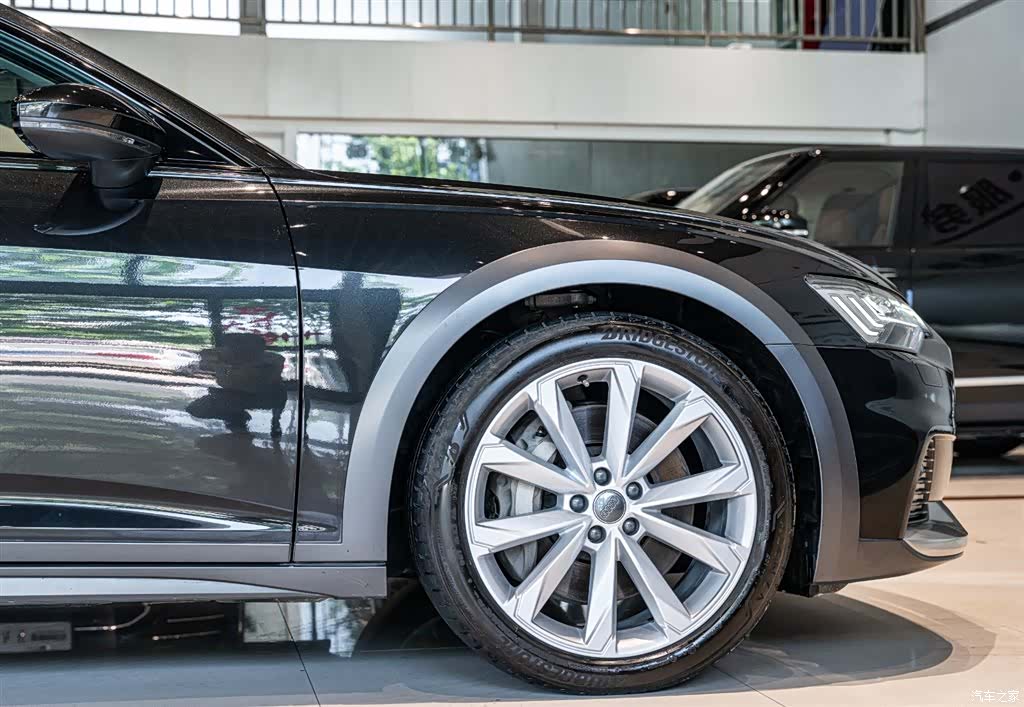 Audi A6, 2020 все фото