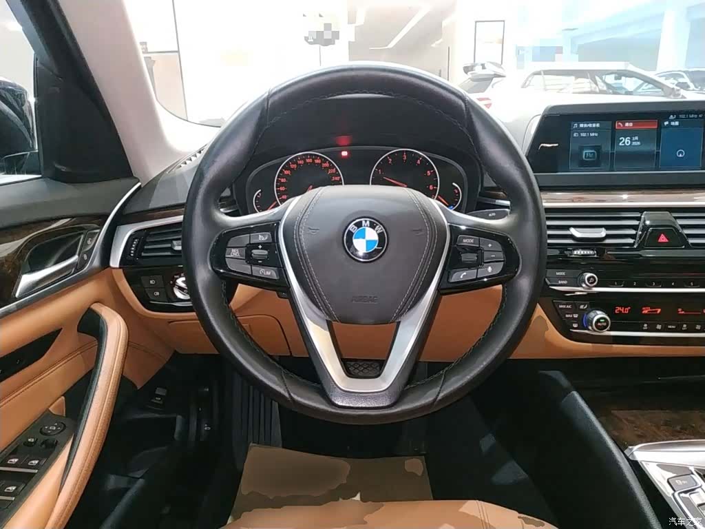 BMW 5 Series, 2018 7