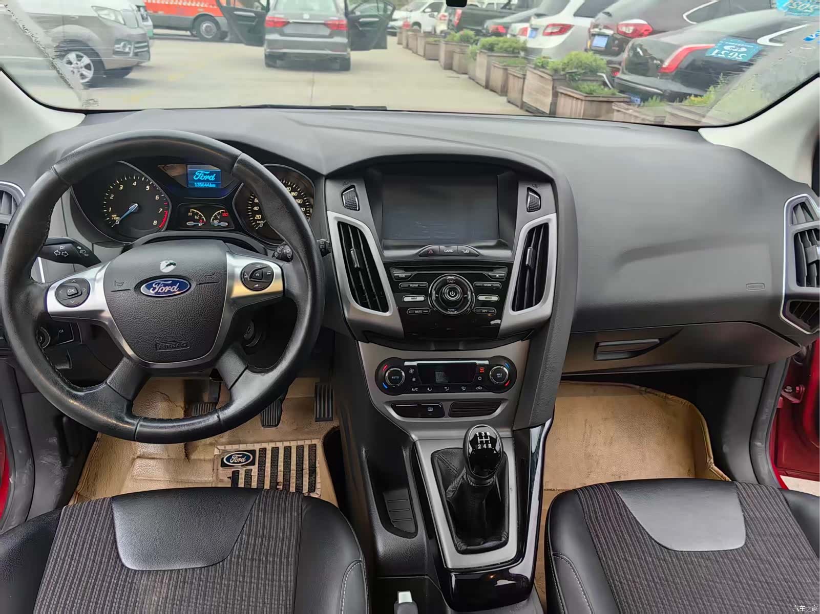 Ford Focus, 2015 6