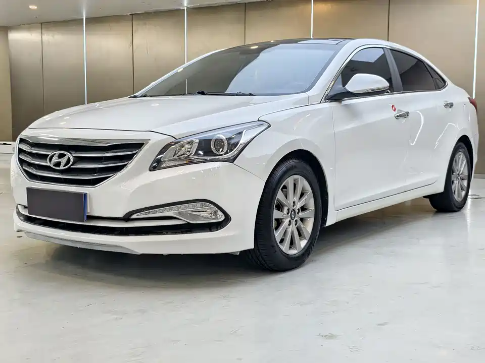 Hyundai Name picture