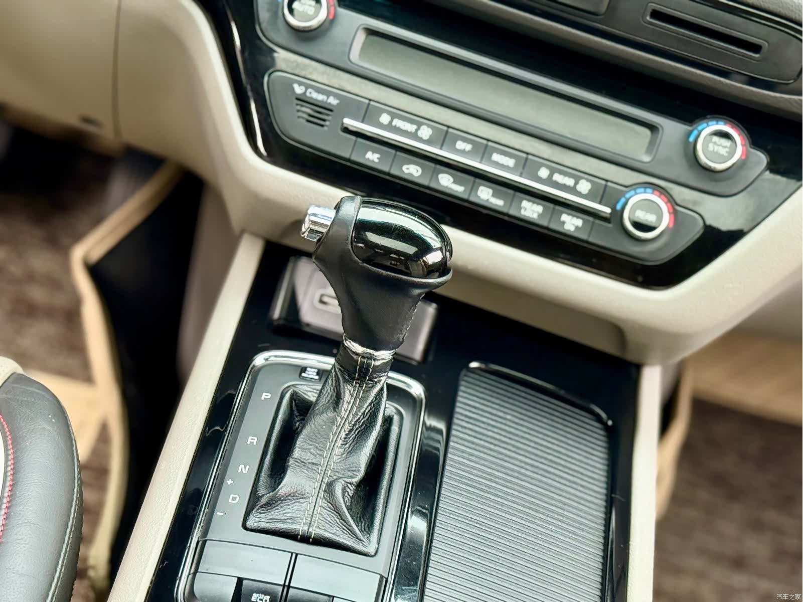 Kia Carnival, 2016 25