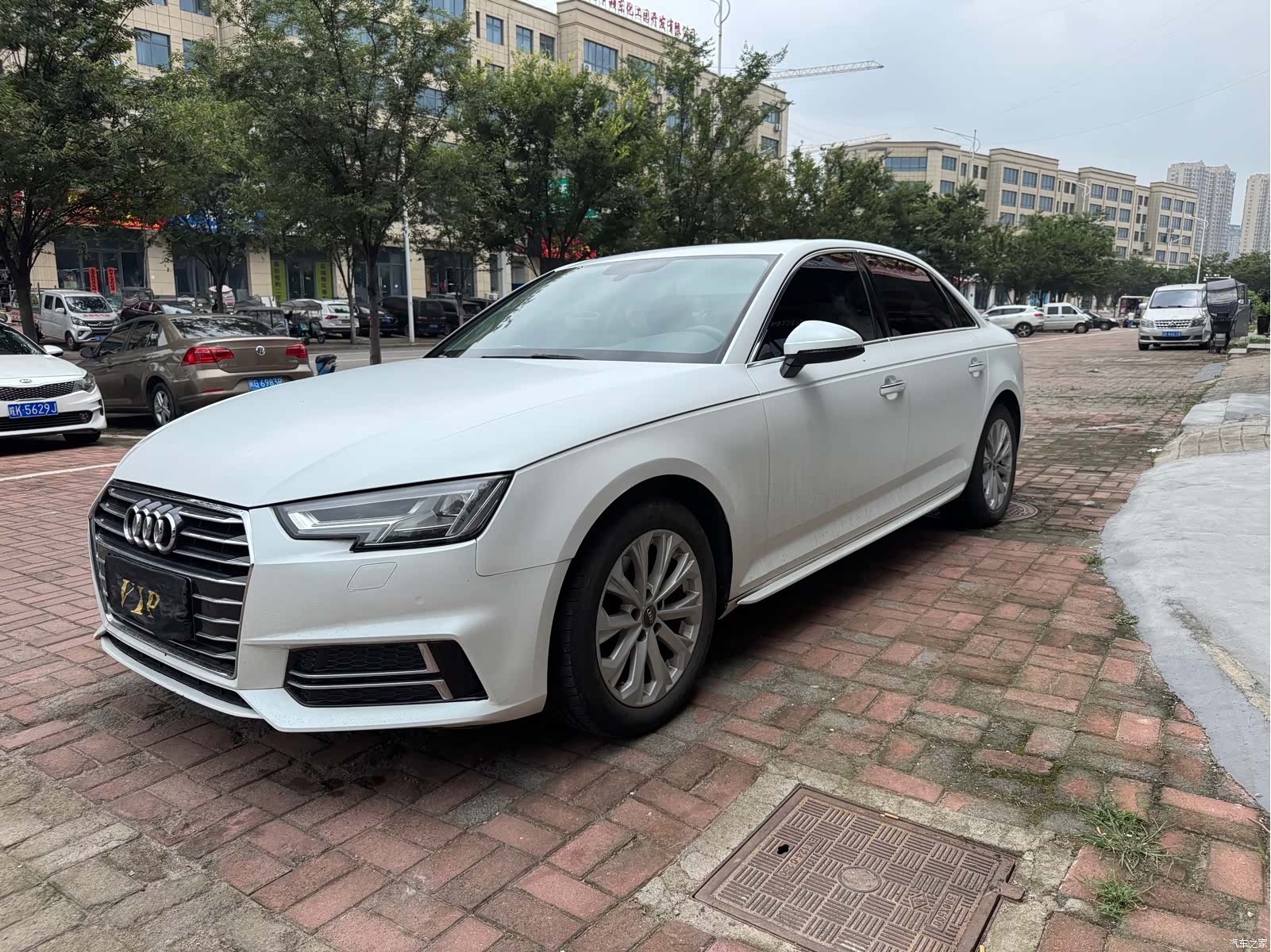 Audi A4L, 2019 10
