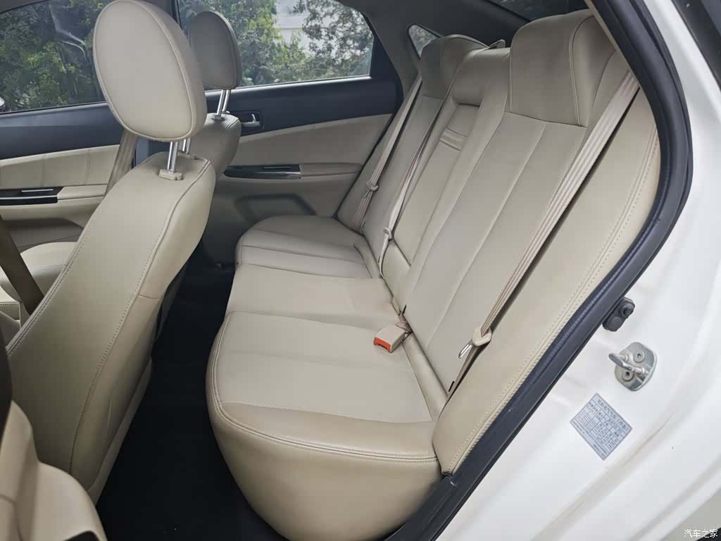 Changan Eado, 2015 17