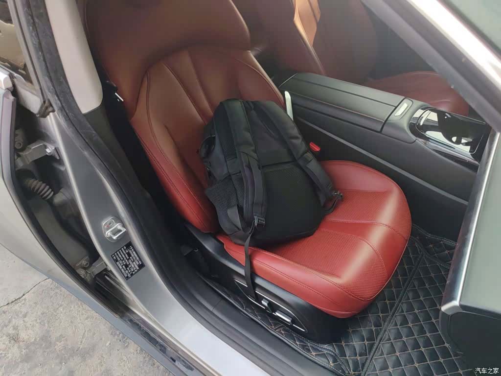 Xpeng P7, 2022 25