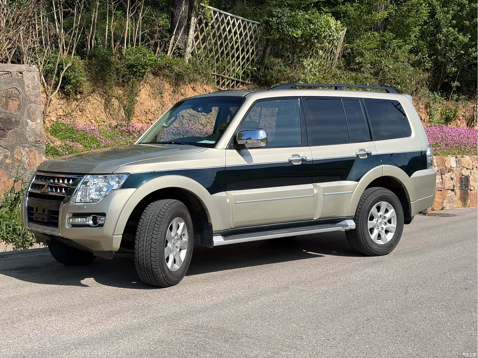 Mitsubishi Pajero, 2016 9