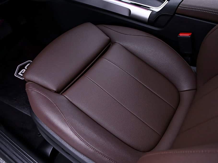Mercedes-Benz GLB Mercedes-Benz GLB