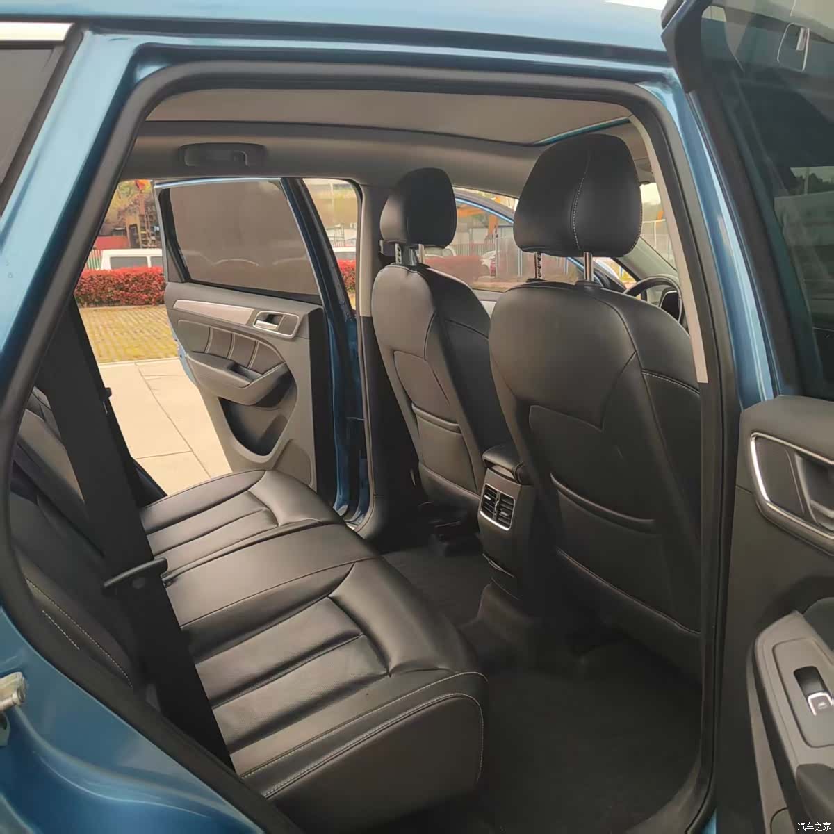 Roewe RX5, 2017 10