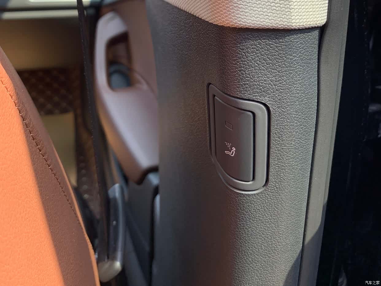 Audi A6L, 2016 26