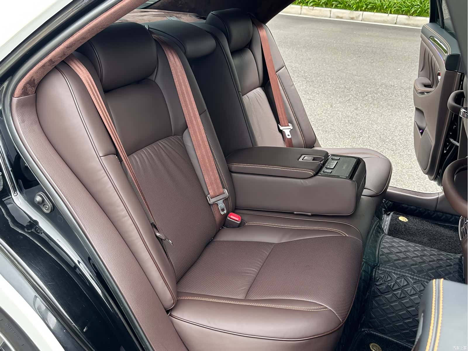 Toyota Crown, 2008 18