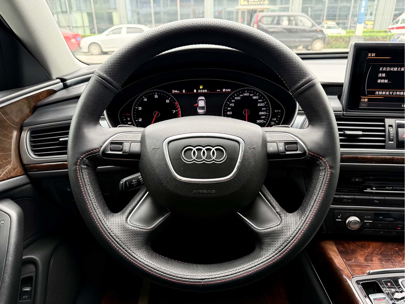 Audi A6L, 2015 12