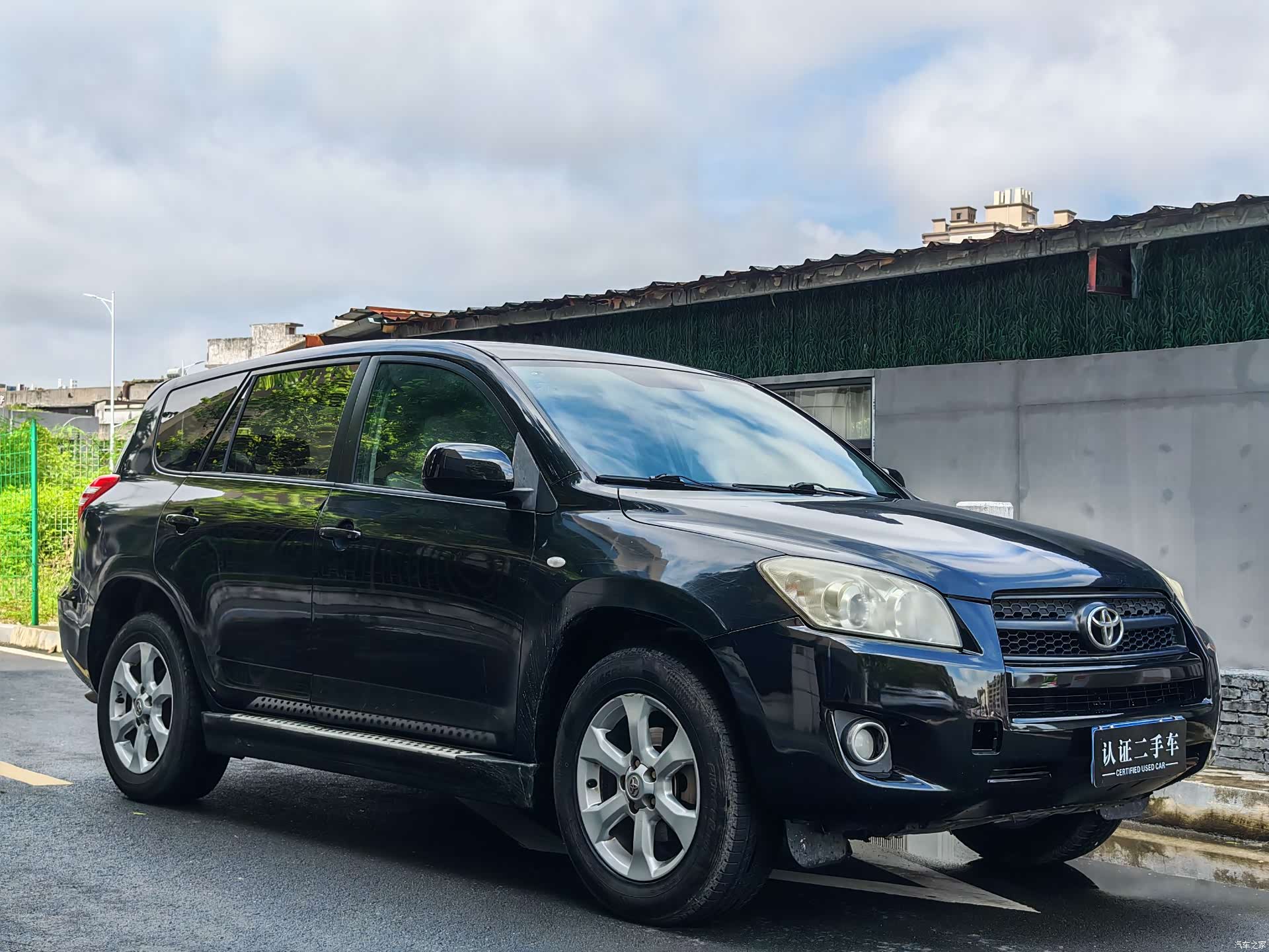 Toyota RAV4, 2011 4