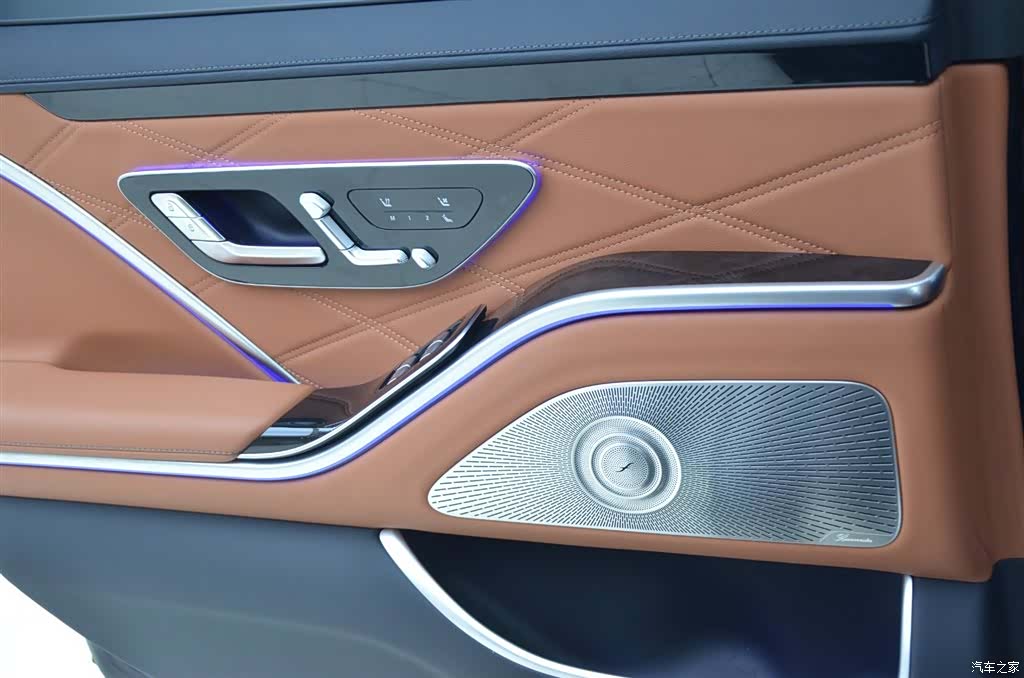 Maybach S-Class, 2025 12