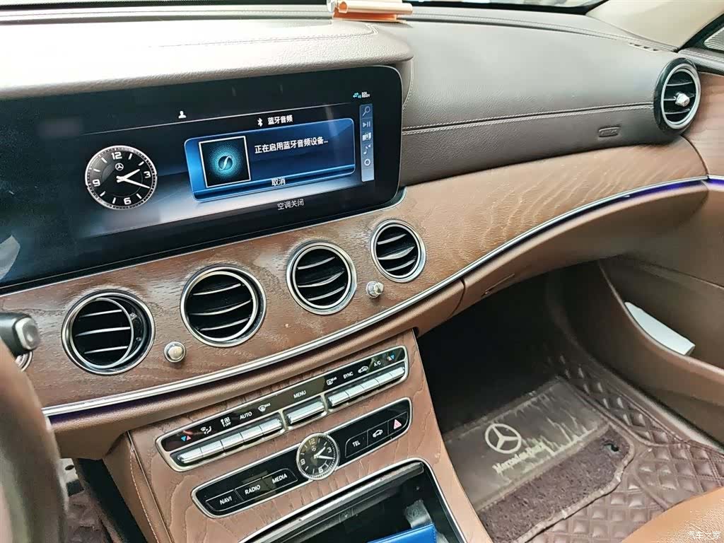 Mercedes-Benz E-Class, 2019 6