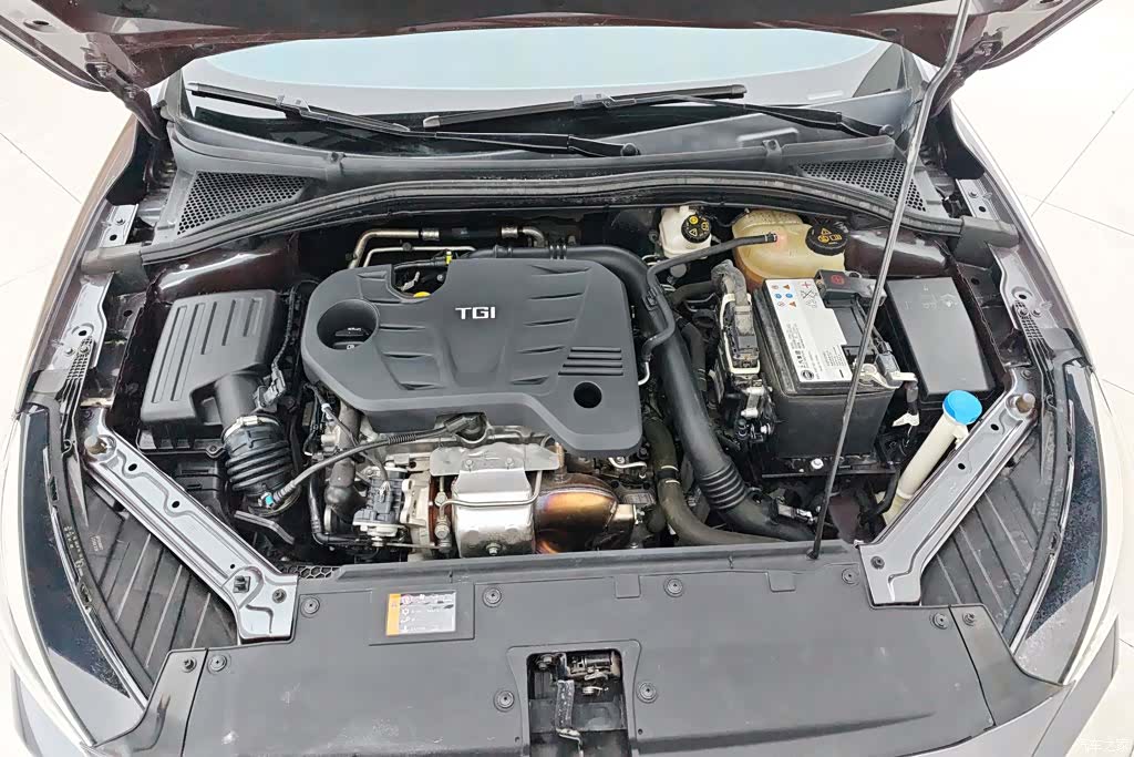 MG MG5, 2023 10