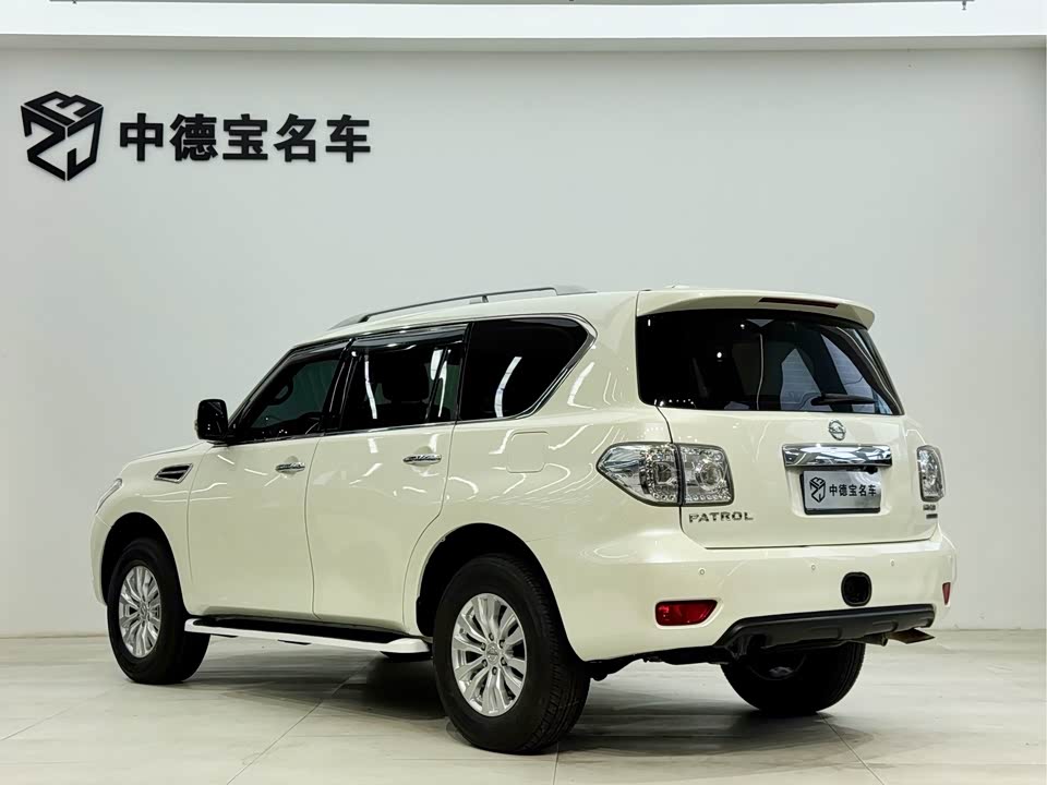 Nissan Toure