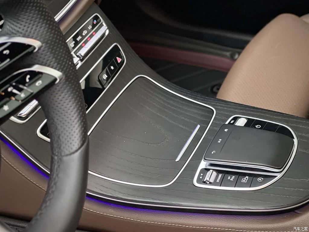 Mercedes-Benz E-Class, 2022 17