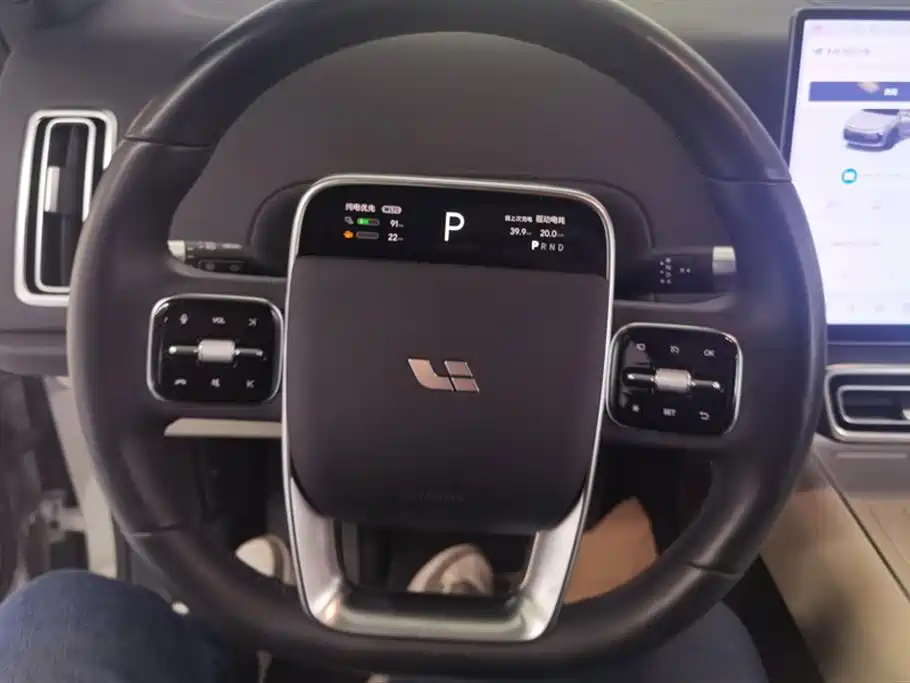 Li Auto Ideal L6