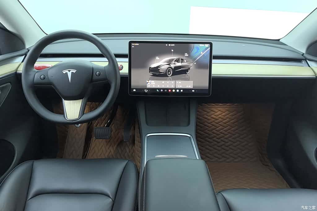 Tesla Model Y, 2023 12