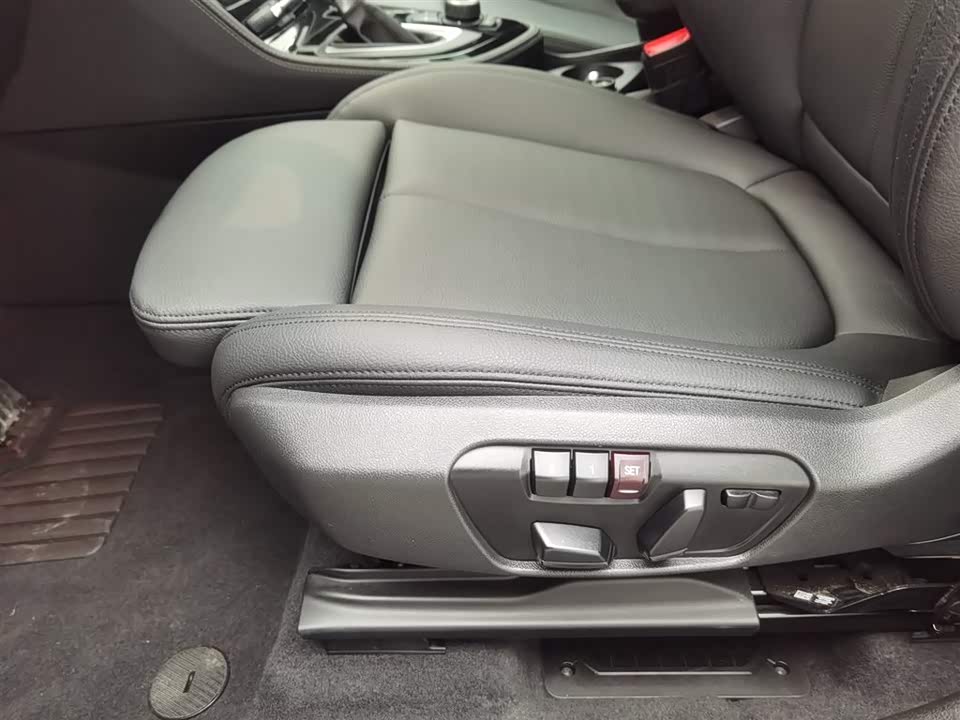 BMW 2 series station wagon