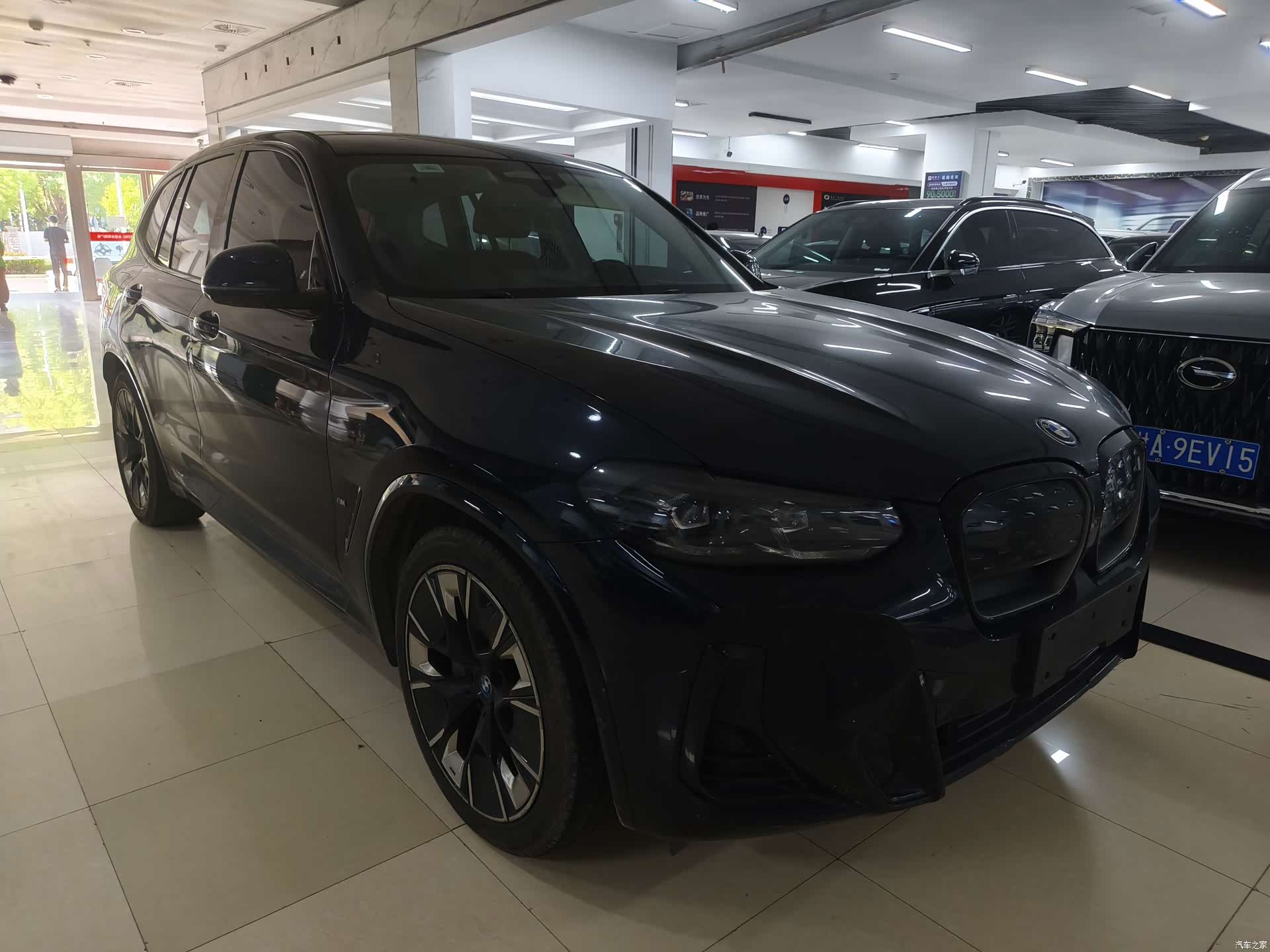 BMW iX3, 2022 3