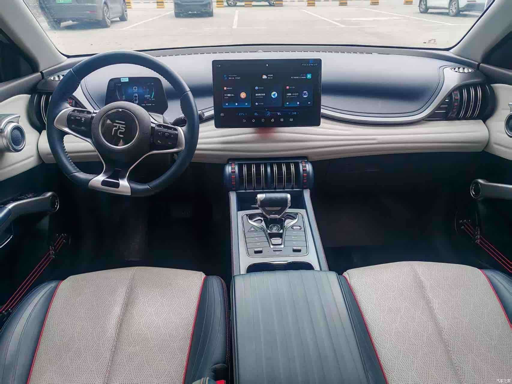 BYD Yuan, 2023 все фото