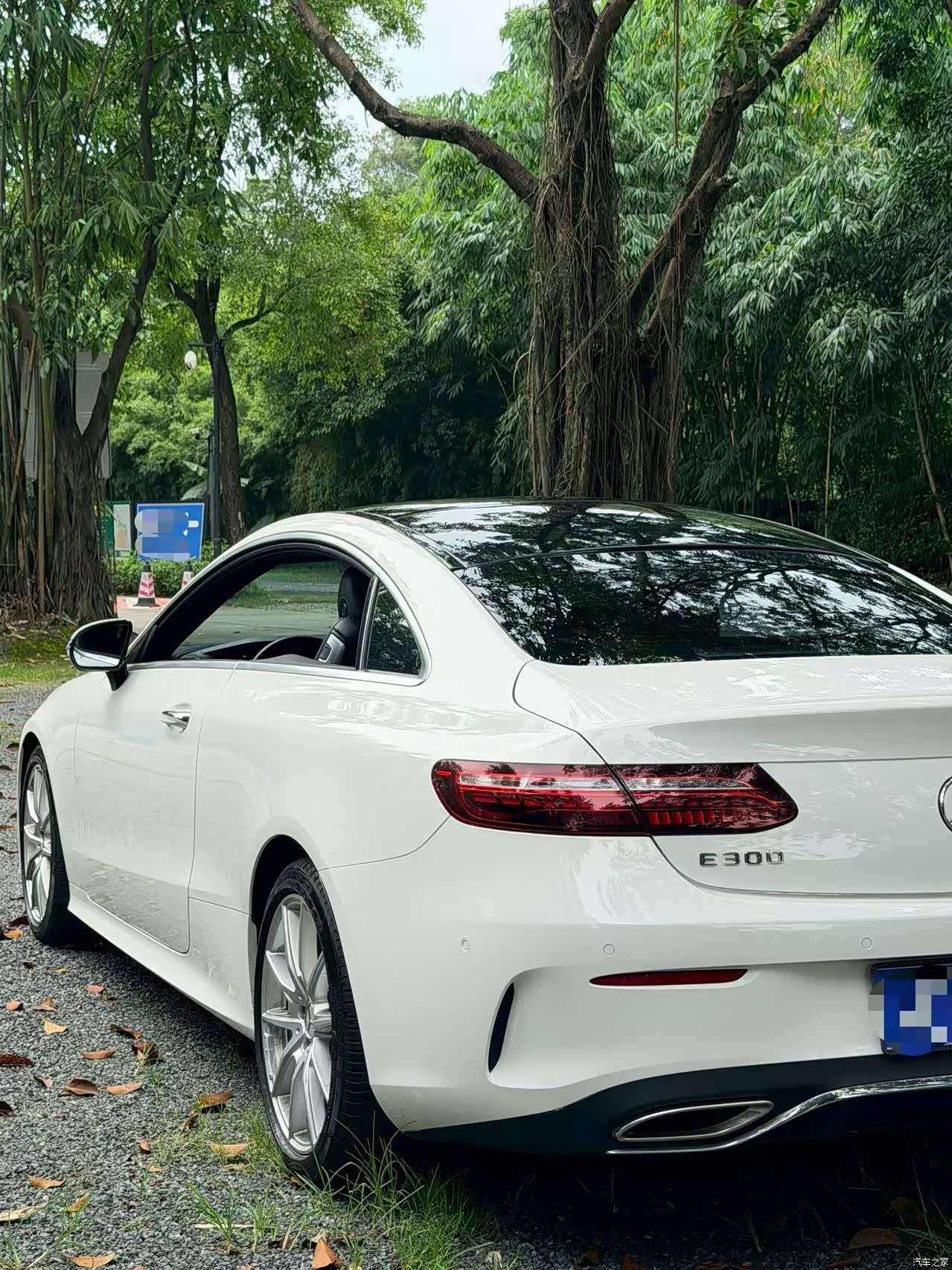 Mercedes-Benz E-Class, 2022 9