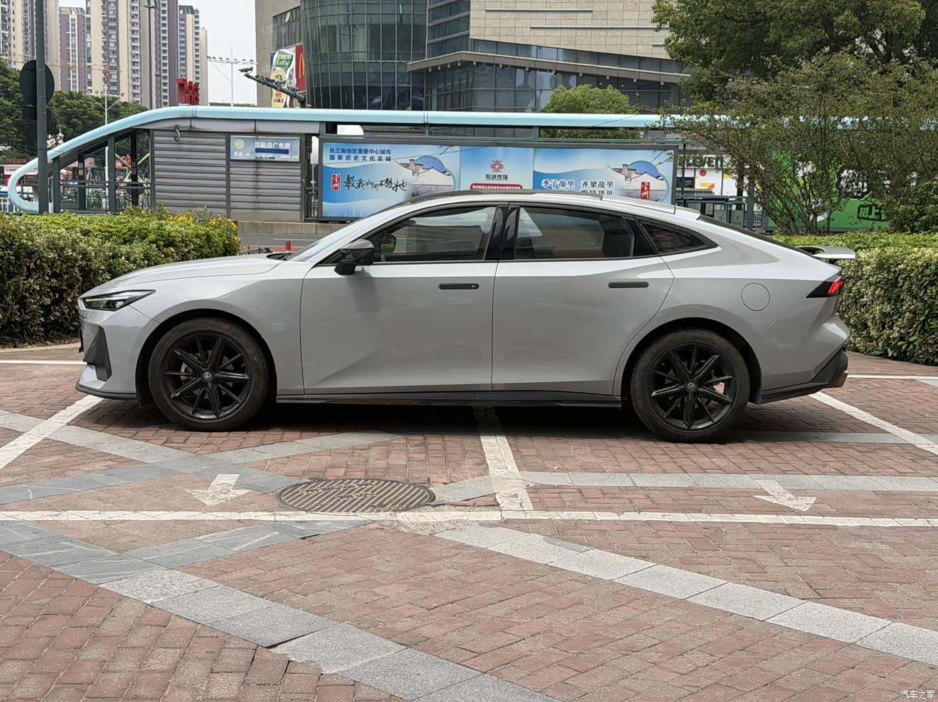Changan UNI-V, 2022 4