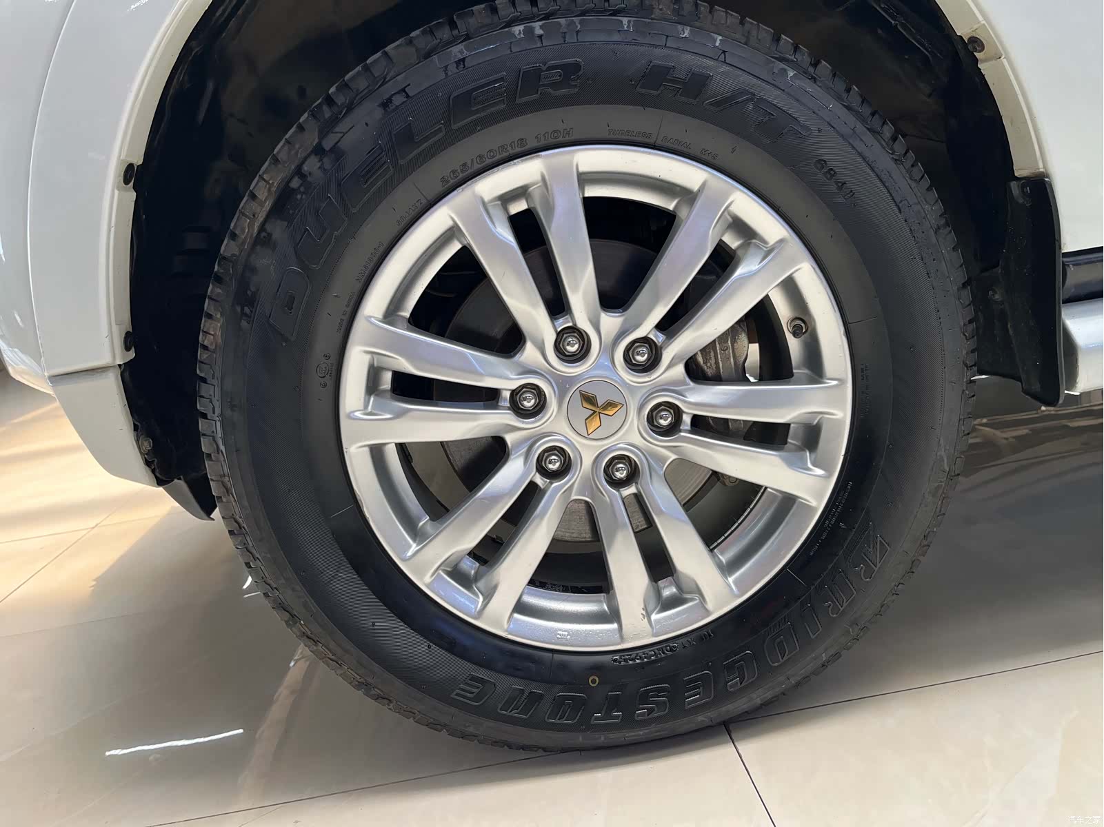 Mitsubishi Pajero, 2020 23