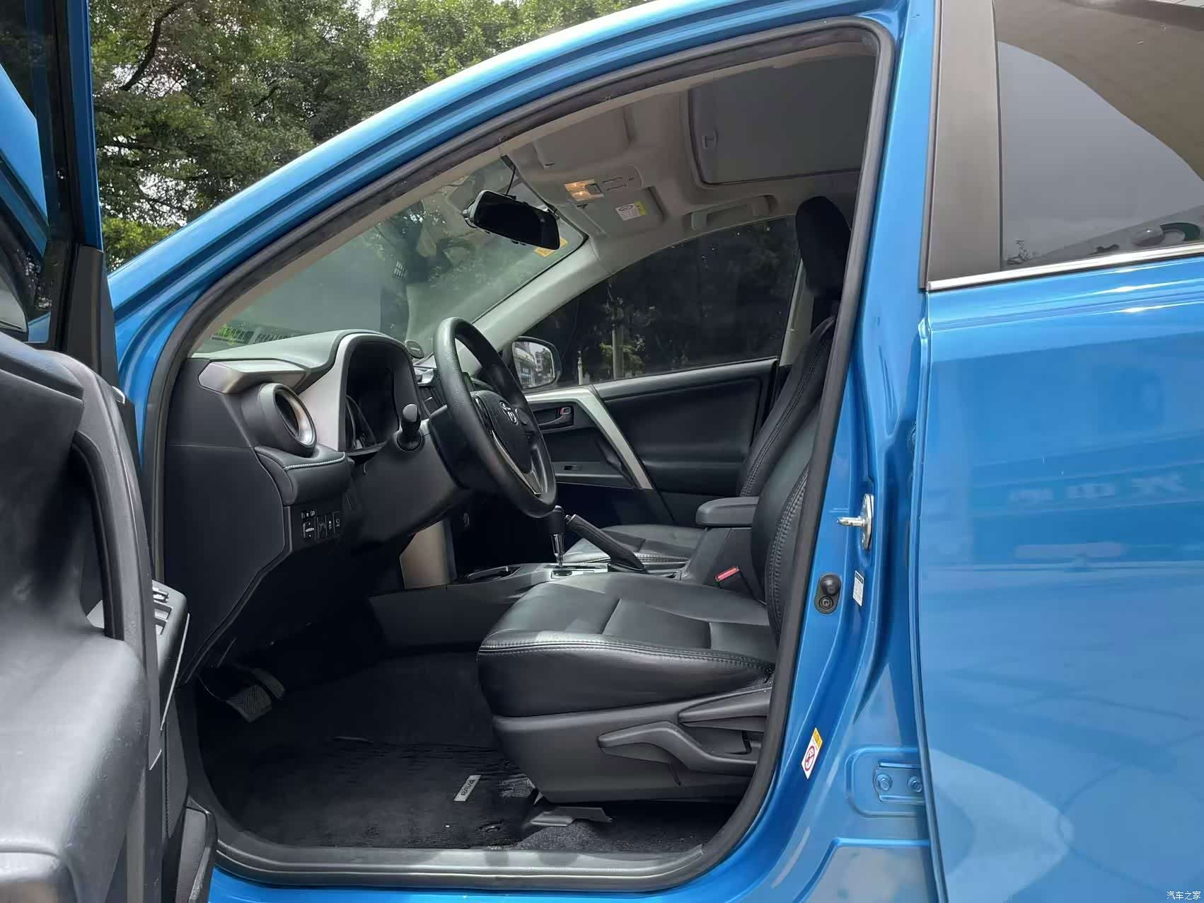 Toyota RAV4, 2017 4