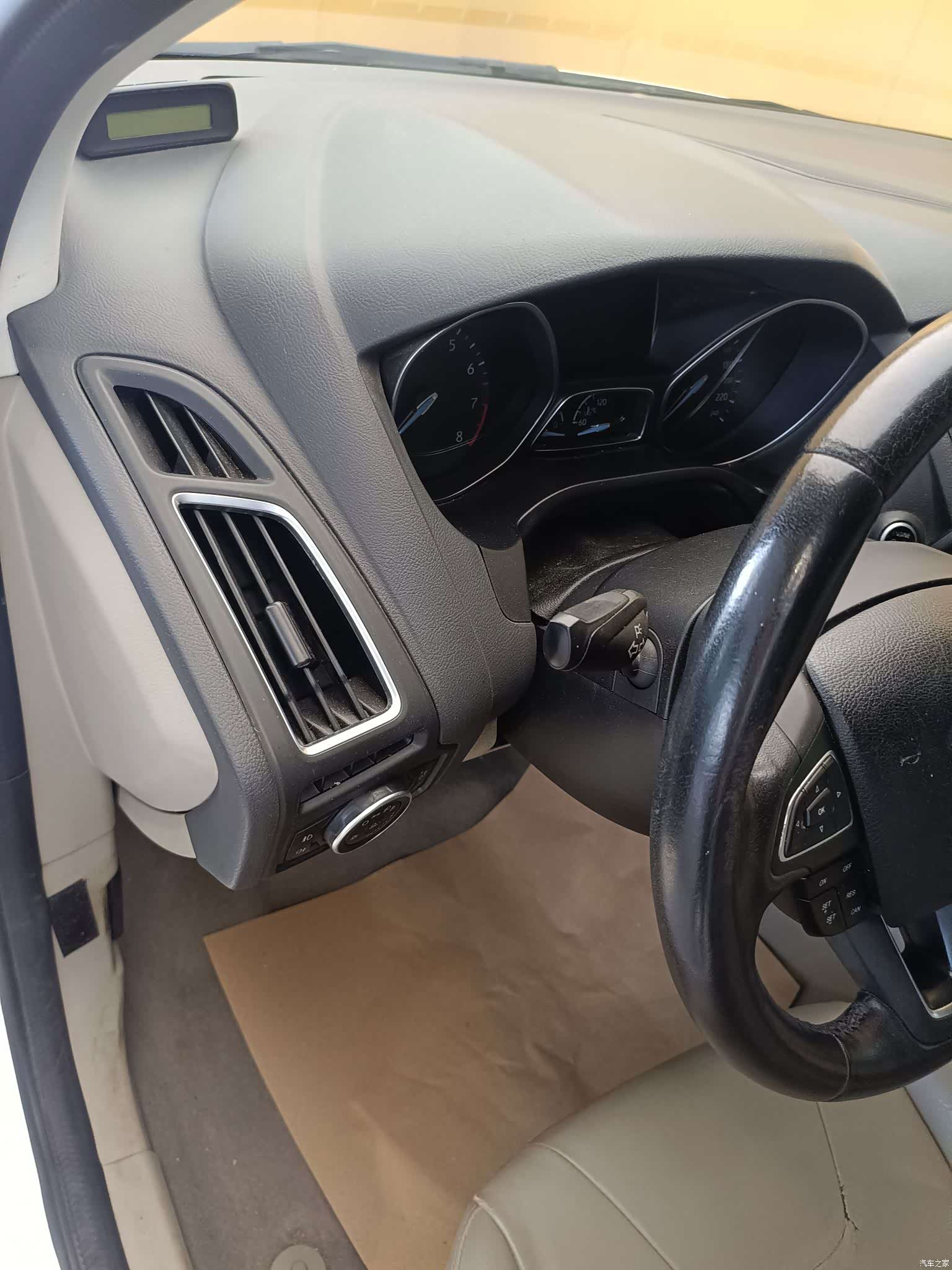 Ford Focus, 2017 11